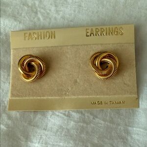 Gold Fashion Earrings